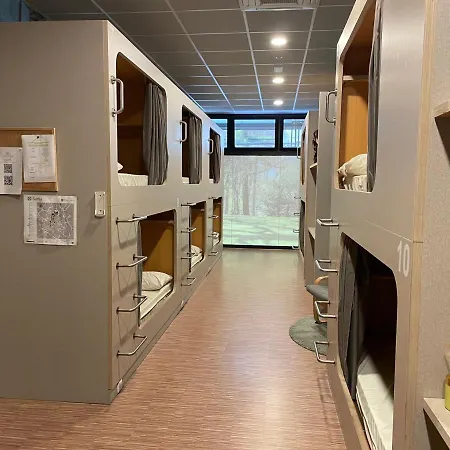 Kapslový hotel Andaina 2*