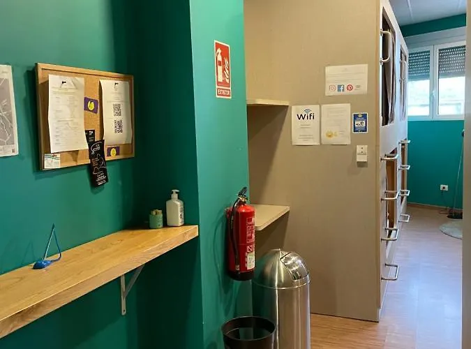 Andaina Kapslový hotel 2*