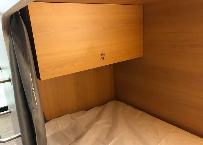 Andaina Kapslový hotel 2*